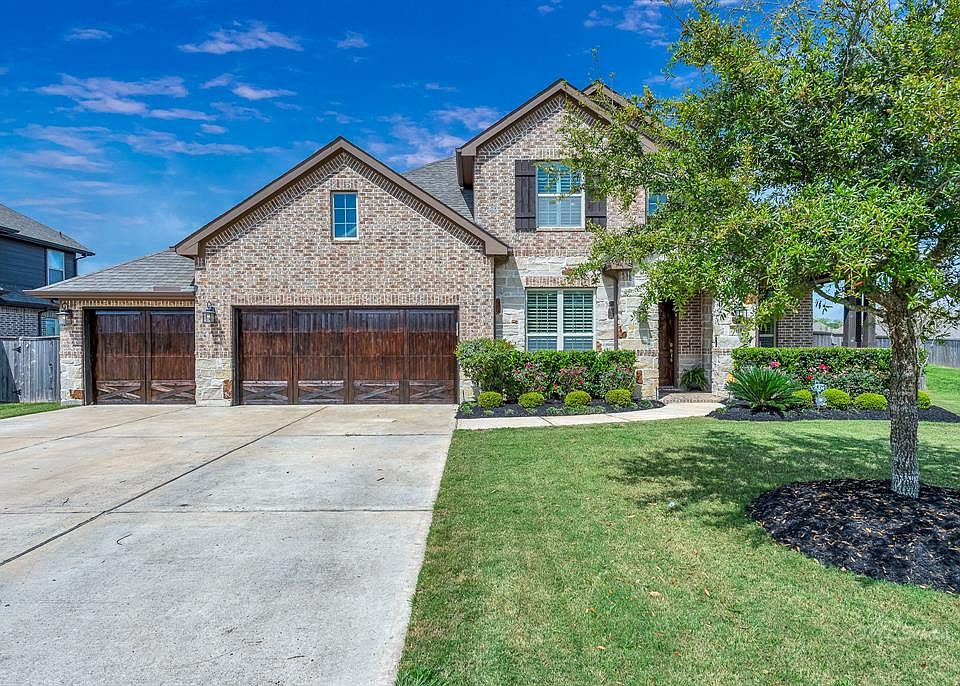 1st image of 29918 Valley Terrace Dr