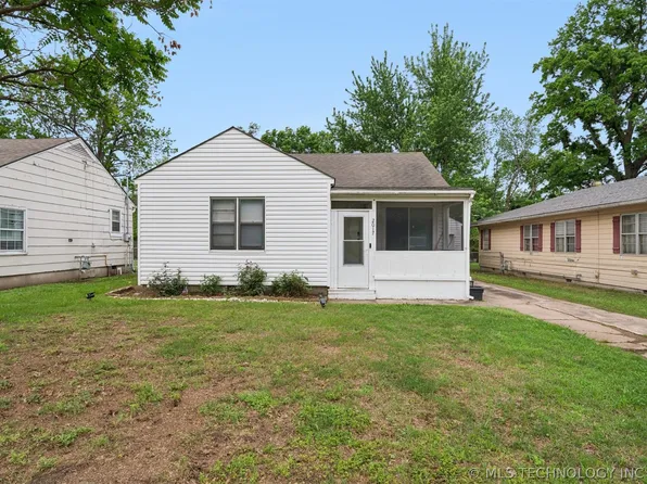 2017 E Okmulgee Ave, Muskogee, OK 74403