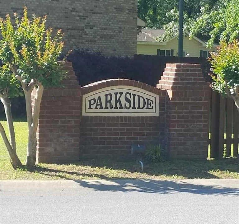 2nd image of 628 Parkside Cir