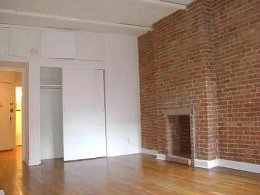 Rented by Keller Williams NYC | media 7