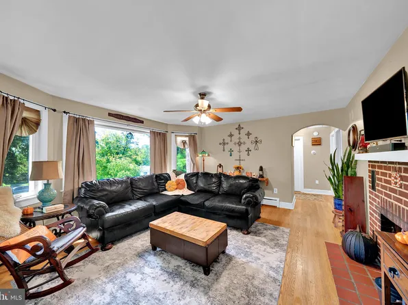 1476 River Rd, Titusville, NJ 08560