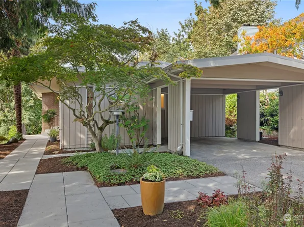 6655 Beveridge Place SW, Seattle, WA 98136