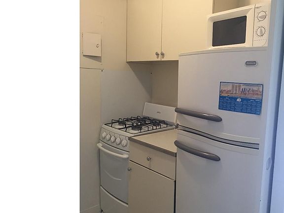 5th image of 210 Locust St #4EW