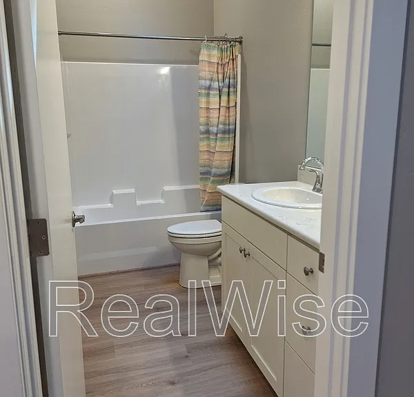 126 Strawberry Ln — Photo 6