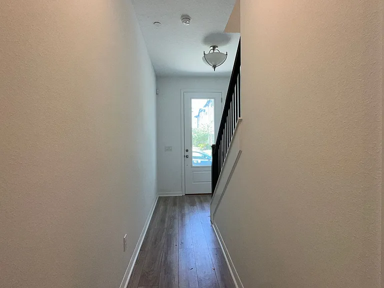 8454 Sperry St — Photo 17