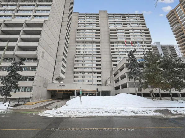 530 Laurier Ave W #2502, Ottawa, ON K1R 7T1
