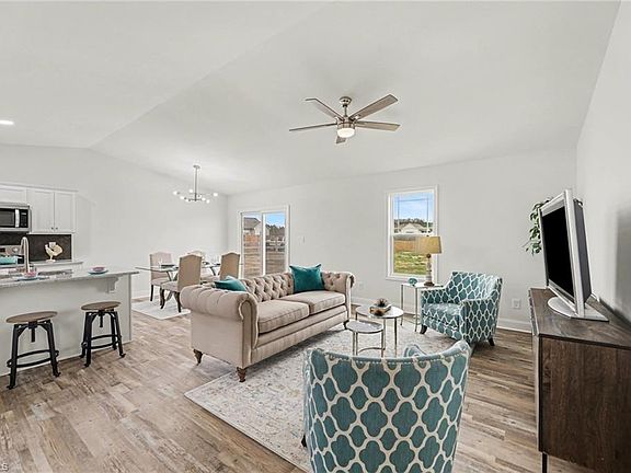 5th image of 109 Knight Farm Rd