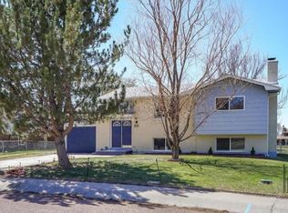 20 Bella Vista Ln, Colorado Springs, CO 80911