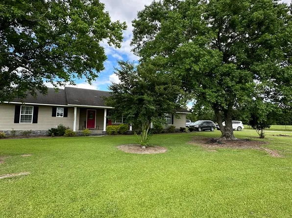 133 Reb Ln, Nicholls, GA 31554