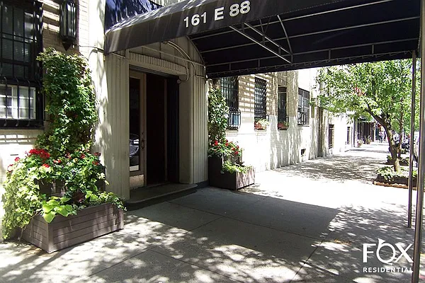 Rented by Fox Residential Group | media 13