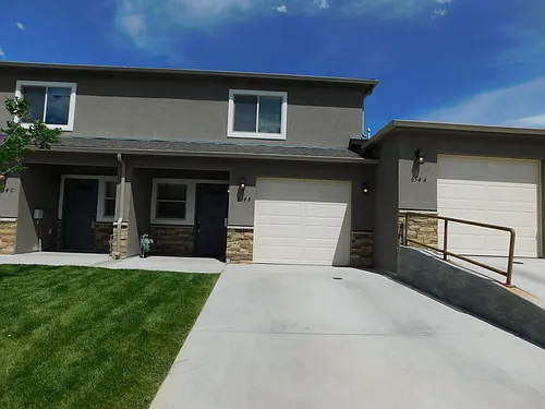 654 Trinity Way #B Photo 1