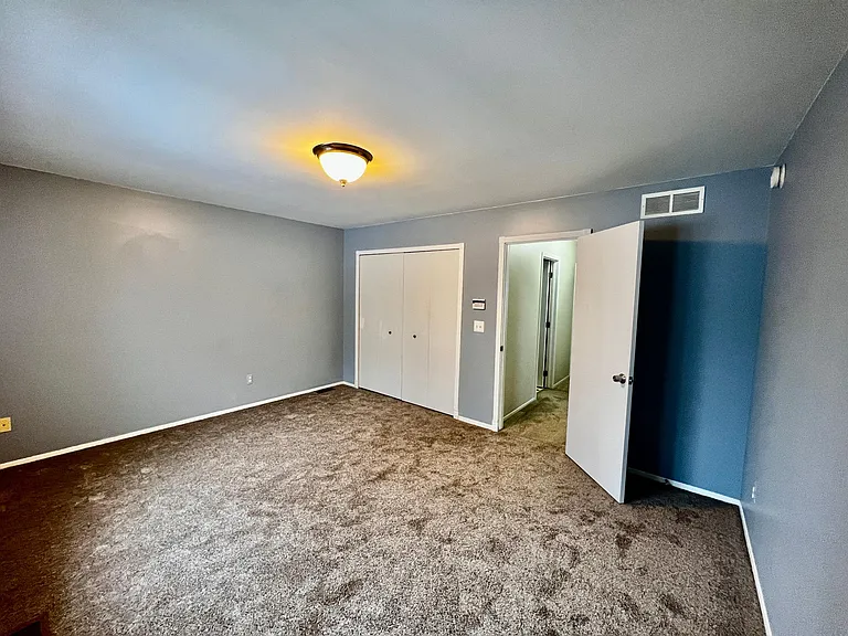 Bedroom #1