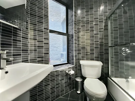 Rented by Vector New York, LLC | media 13