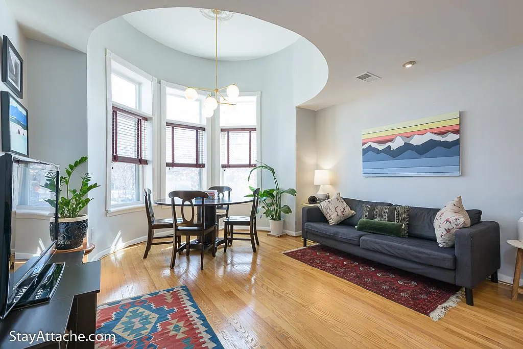 1340 Vermont Avenue NW Apt 3 in Logan Circle — Photo 2