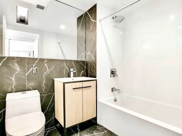 1543 East 19th Street image 9 of 15