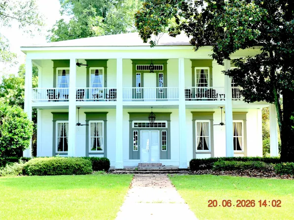 5868 Mer Rouge Rd, Bastrop, LA 71220