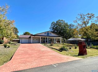 207 Suffield St, Athens, AL 35611