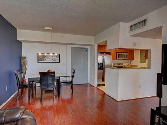 5th image of 605 W Flagler Street #1101