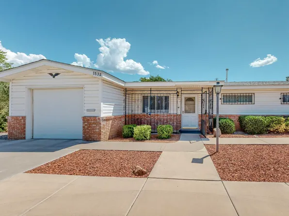1532 Moon St NE, Albuquerque, NM 87112
