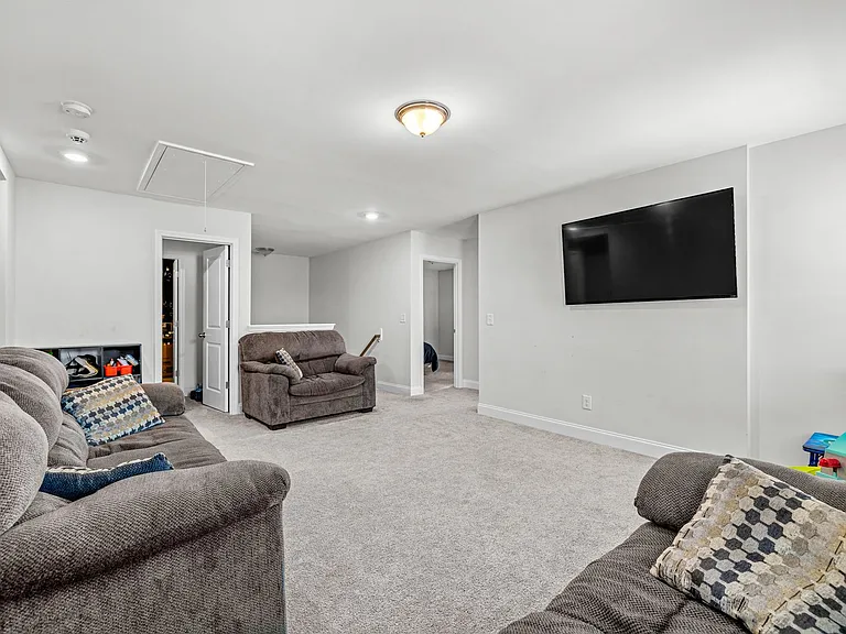 842 Tuscarora Trl — Photo 41