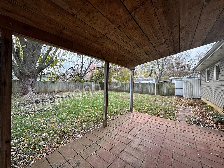 2202 S Prospect Ct — Photo 20
