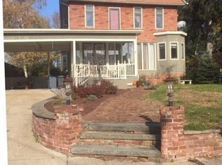 209 Wentworth Ave, Cranston, RI 02905