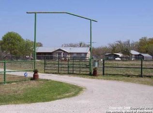 4171 County Road 4516, Hondo, TX 78861