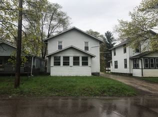526 Wallace Ave, Kalamazoo, MI 49048