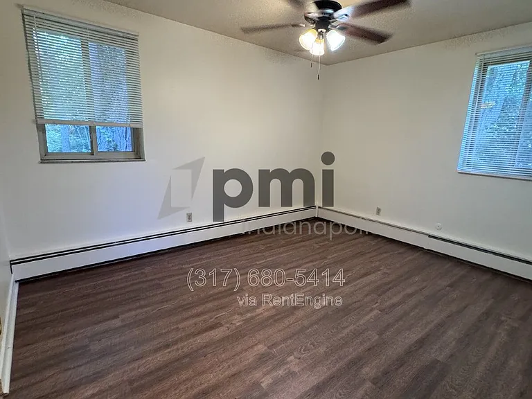 2323 Newton St #20 — Photo 8