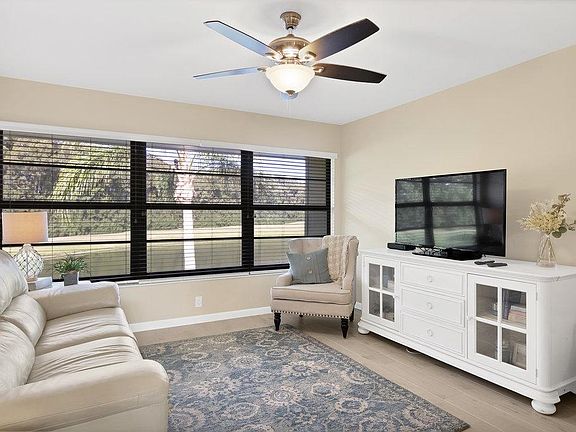 4th image of 202-14 Plantation Dr Unit 202