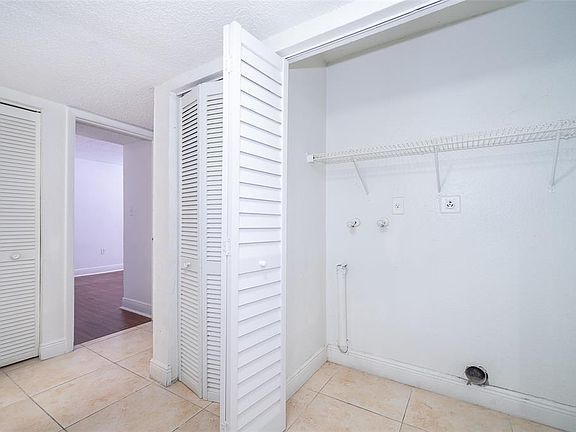 4th image of 4779 S Texas Ave #4779D