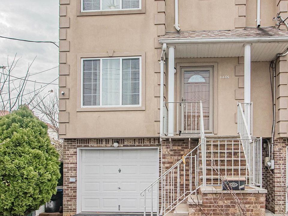 1st image of 608 Hunter Ave