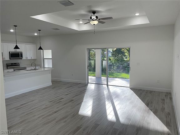 2nd image of 857 Wolverine St E