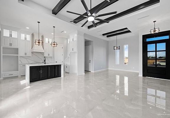 3rd image of 8035 N 48th Ln