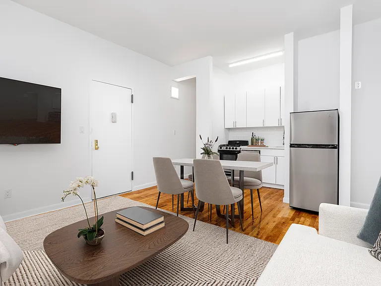 102 W 80th St #28 — Photo 5