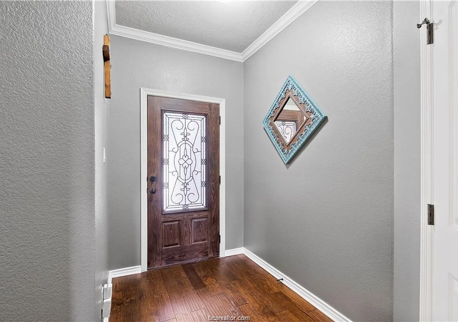 1446 Crescent Ridge Drive — Photo 4
