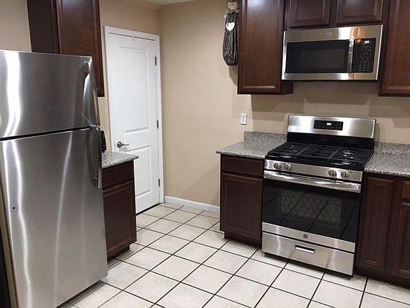 Stainless steel appliances!
