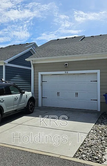 918 Hillside Ave — Photo 24