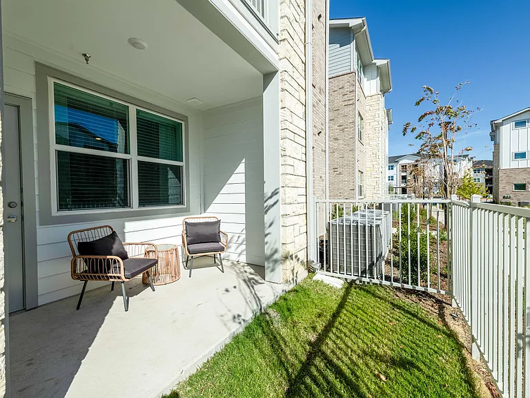 Ascend at 720 — Photo 14
