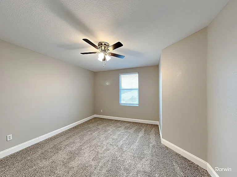 1405 Evergreen St — Photo 11