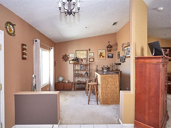 5th image of 15171 Vasquez Ct
