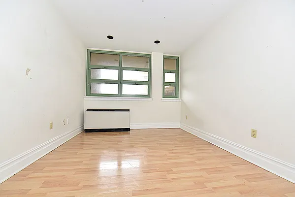Rented by Keller Williams NYC | media 20