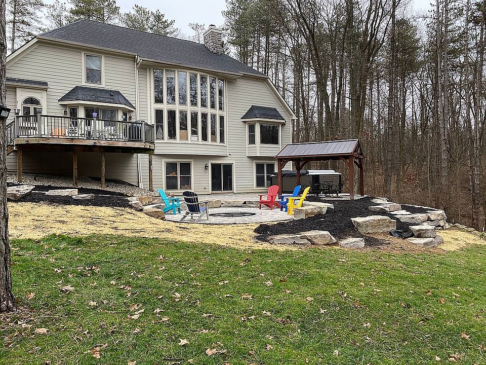 2nd image of 4451 Eucalyptus Way