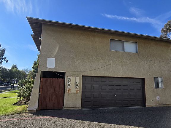 2nd image of 1537 E Fairfield Ct #1