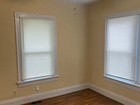 1361 Memorial Dr SE, Atlanta, GA 30317