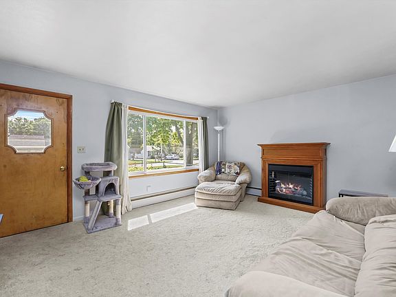 4th image of 1218 Park Ave