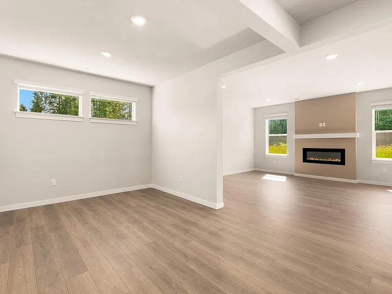 11001 33rd St NE — Photo 16