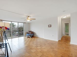 3245 Rio Dr APT 403, Falls Church, VA 22041