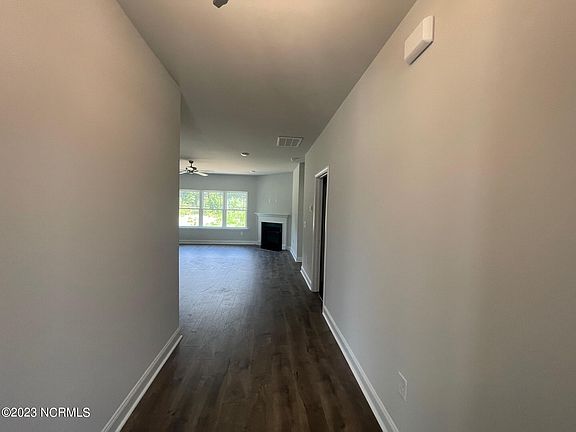 4th image of 314 Plainfield Drive