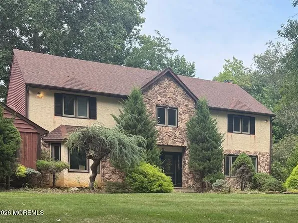 8 Delwood Drive, Holmdel, NJ 07733
